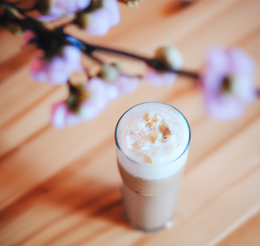 Délicieux Latte à la vanille | La plume Coffee